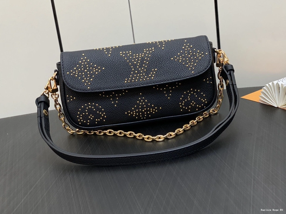 Cheap VUITTON Wallet LOUIS Ivy Chain on 0719